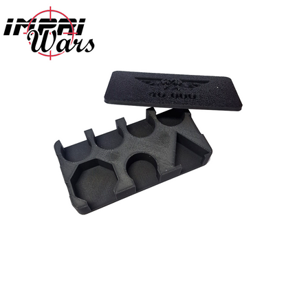 Caja negra para tokens de Warhammer 40.000 abierta, con compartimentos redondos y tapa separada.