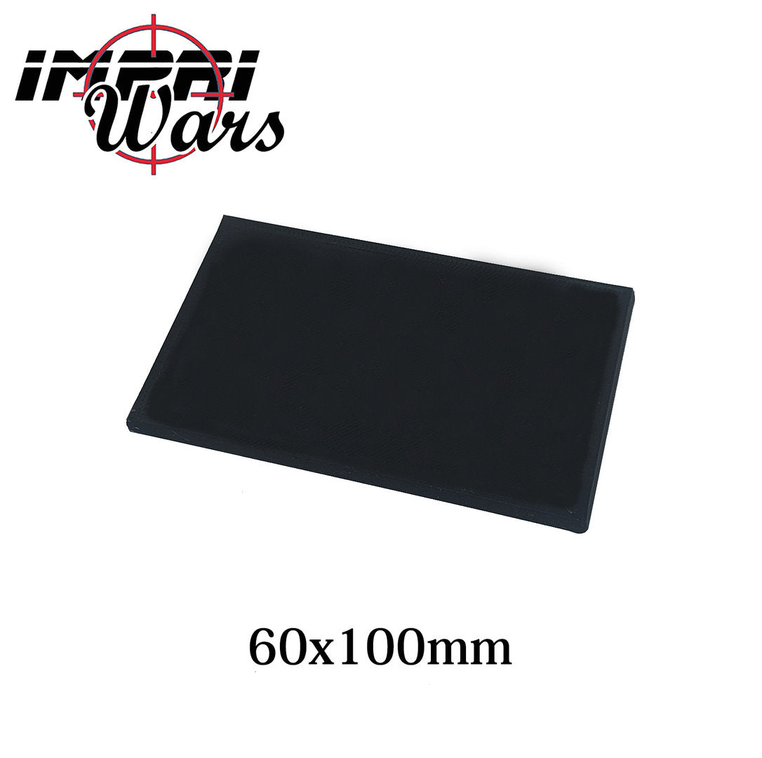 Peana rectangular negra de 60x100 mm vista en perspectiva.
