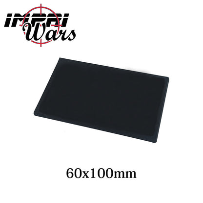 Peana rectangular negra de 60x100 mm vista en perspectiva.