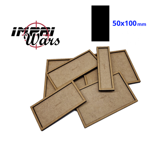 Bandejas de movimiento de DM superpuestas, con el logo de ImpriWars y el símbolo de la peana de 50×100 mm.