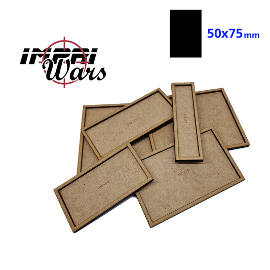Bandejas de movimiento de DM superpuestas, con el logo de ImpriWars y el símbolo de la peana de 50×75 mm.