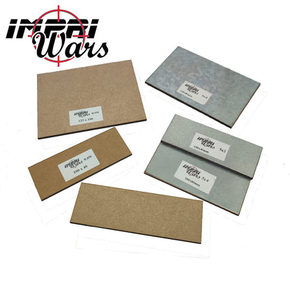 Piezas de bandejas de movimiento de DM y metal sin borde, dispuestas por separado.